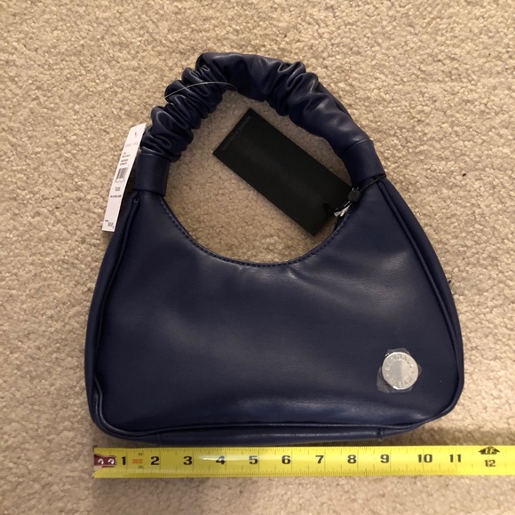 Kendall and Kylie Blue Marine / Navy Purse Small with Zipper & Inside Pocket NWT - Picture 11 of 14